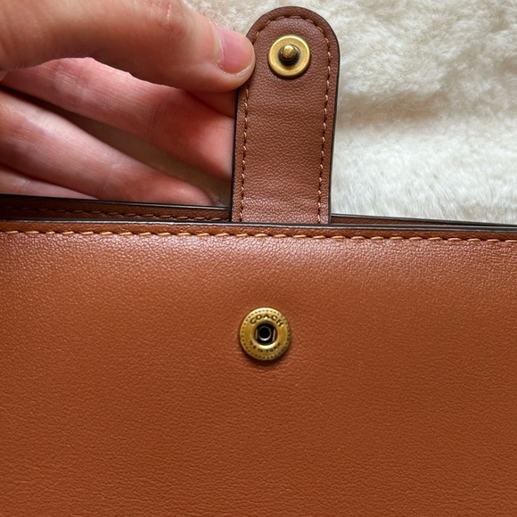 💜SOLD💜Coach Smooth Leather Essential Slim Wallet In Saddle CH823 - Picture 7 of 16